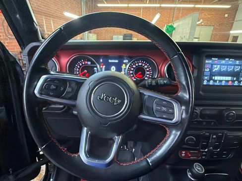 Used 2021 Jeep Wrangler Unlimited Rubicon AWD/4WD image 16