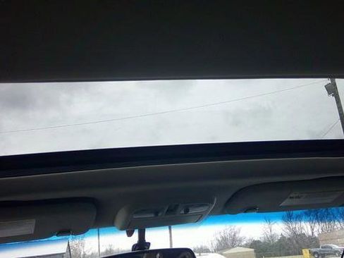 Used 2010 Ford Fusion SE image 11