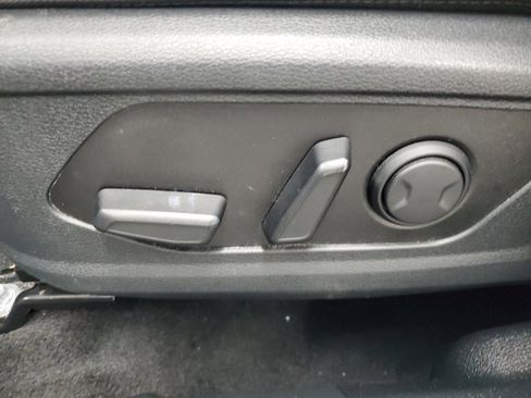 Used 2024 Kia Sportage SX image 16