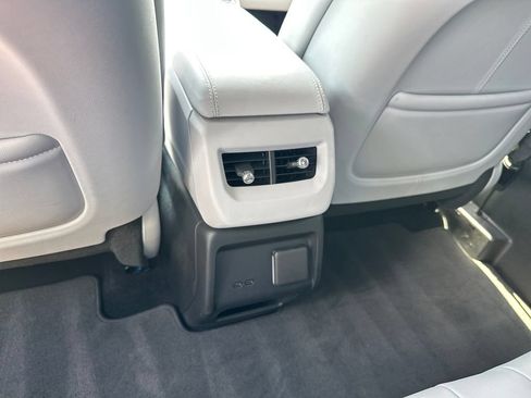 Certified 2025 Cadillac Optiq Sport 1 AWD/4WD image 32