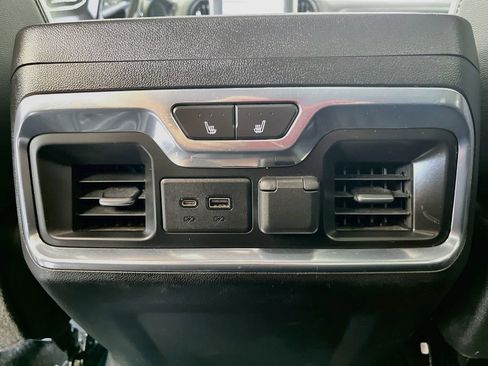 Used 2021 GMC Sierra 1500 AT4 w/ AT4 Premium Package AWD/4WD image 27