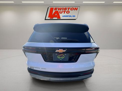 Used 2025 Chevrolet Traverse LT image 31