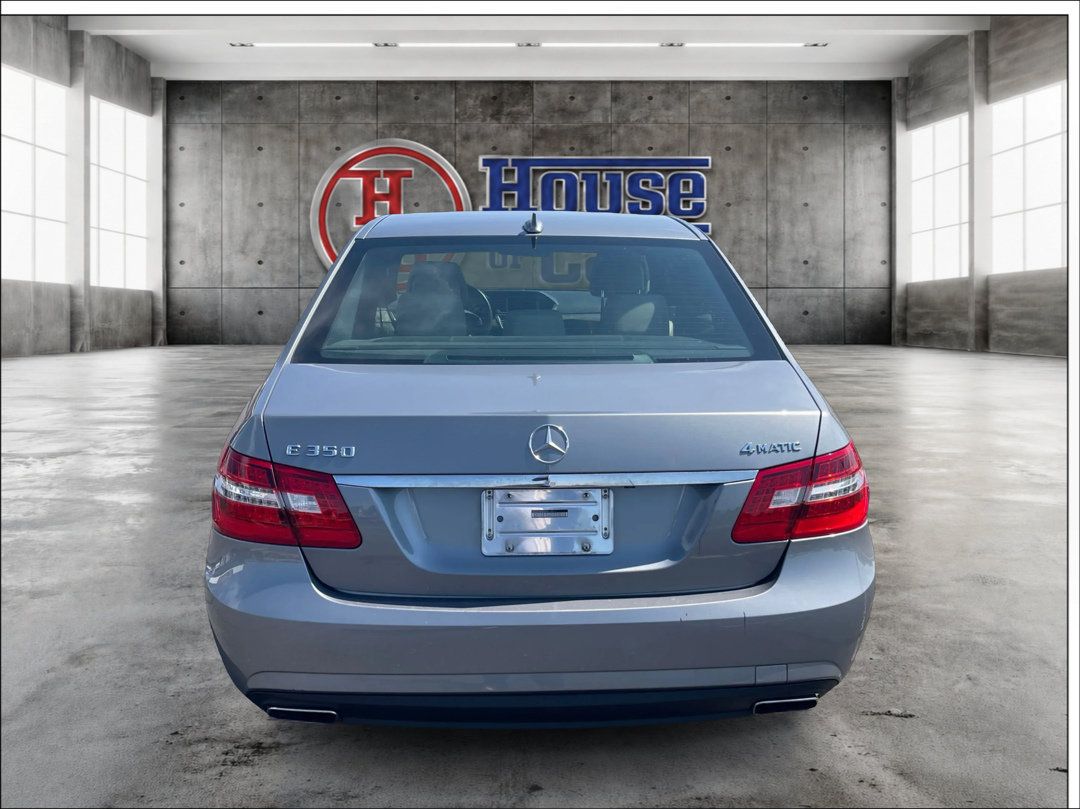 Used 2010 Mercedes-Benz E 350 4MATIC Sedan image 6