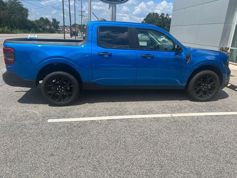 Used 2025 Ford Maverick XLT w/ XLT Luxury Package AWD/4WD image 2