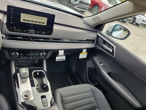 New 2026 Mitsubishi Outlander SE FWD image 17