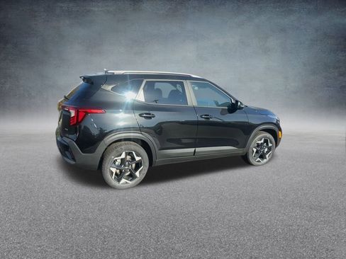 Used 2026 Kia Seltos S image 23