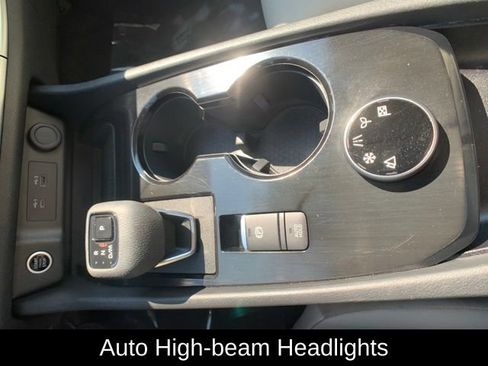 Certified 2023 Nissan Rogue SV w/ SV Premium Package AWD/4WD image 22