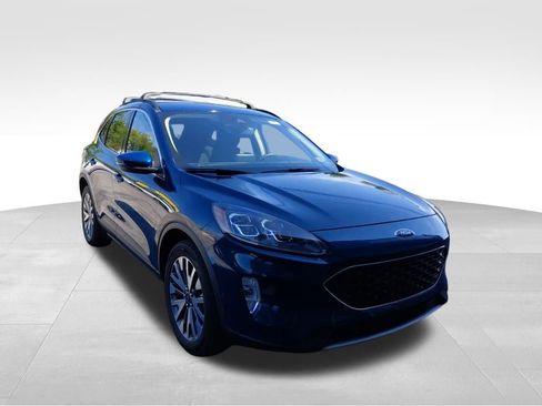 Used 2020 Ford Escape Titanium AWD/4WD image 10