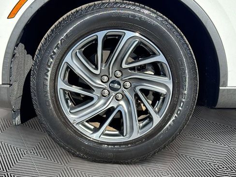 Used 2023 Lincoln Aviator 2WD image 33
