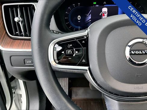 Used 2023 Volvo XC60 B5 Ultimate w/ Protection Package Premier image 26