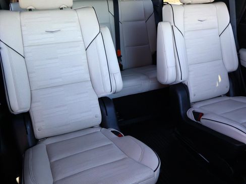 Used 2021 Cadillac Escalade Sport w/ Driver Assist Tech Package image 27