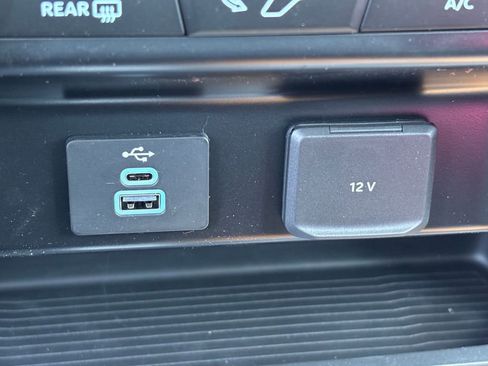 New 2026 Ford F350 XLT w/ XLT Value Package AWD/4WD image 10