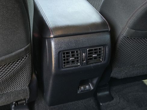 Used 2022 Toyota 4Runner TRD Off-Road AWD/4WD image 27