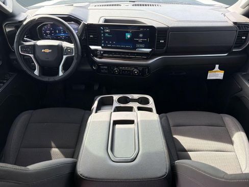 Used 2024 Chevrolet Silverado 1500 LT AWD/4WD image 14