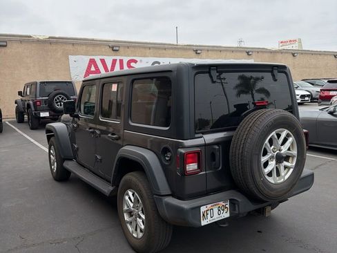 Used 2023 Jeep Wrangler Sport S image 8