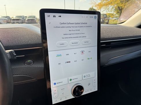 Certified 2022 Ford Mustang Mach-E Premium image 23