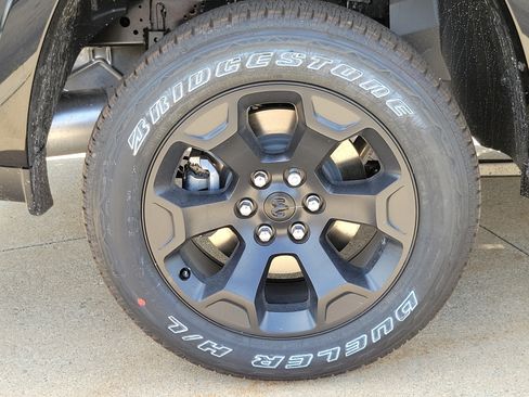 New 2026 RAM 1500 Big Horn AWD/4WD image 5