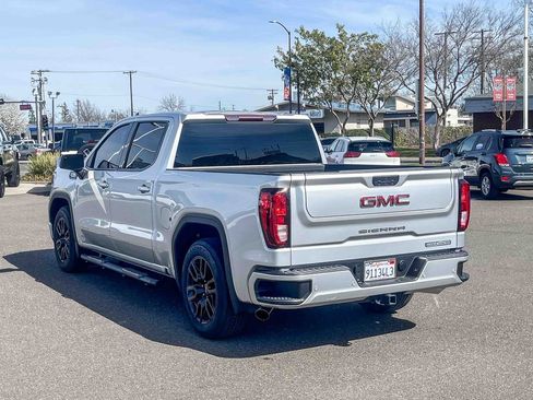Used 2022 GMC Sierra 1500 Elevation w/ Driver Alert Package I image 2