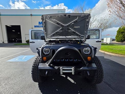 Used 2011 Jeep Wrangler Sport image 29