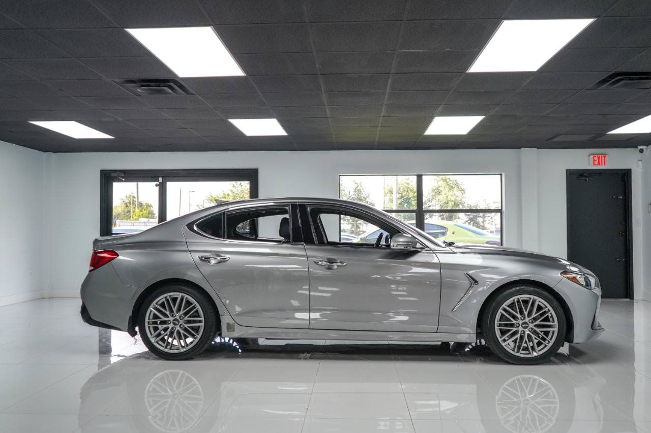 Used 2020 Genesis G70 2.0T RWD image 6