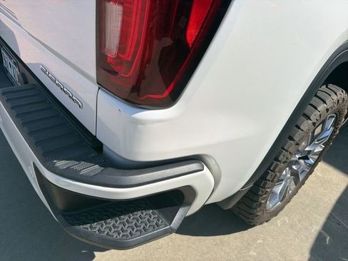 Used 2024 GMC Sierra 1500 Denali w/ Denali Reserve Package image 4