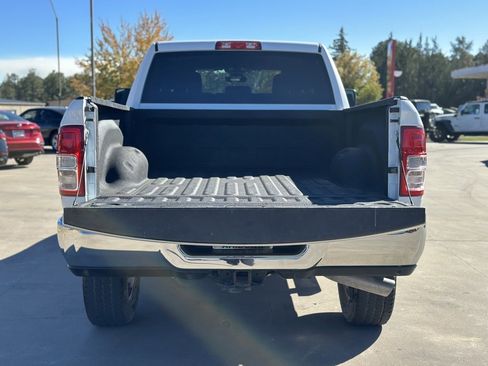 Used 2024 RAM 2500 Big Horn w/ Off Road Package image 11