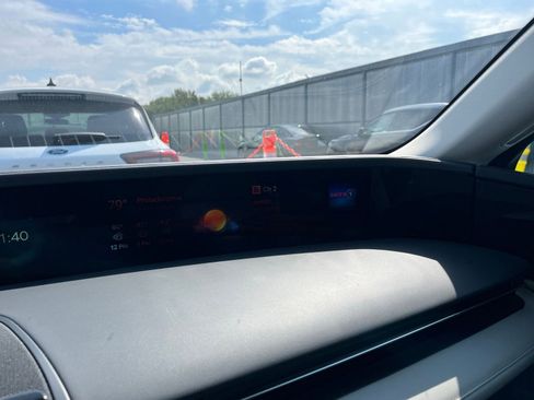 Used 2024 Lincoln Nautilus Reserve image 35