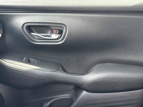 Certified 2023 Honda HR-V LX image 21