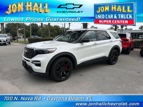 Used 2022 Ford Explorer ST w/ Equipment Group 401A AWD/4WD image 2