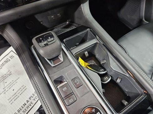 Certified 2025 Nissan Pathfinder Platinum w/ Cargo Package image 26