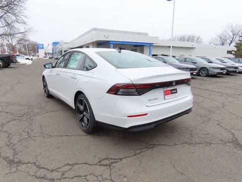 New 2026 Honda Accord SE image 4