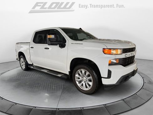 Used 2019 Chevrolet Silverado 1500 Custom w/ Custom Max Trailering Package image 1