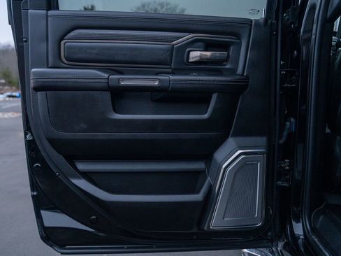 Used 2019 RAM 2500 Limited image 17