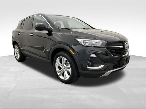Used 2023 Buick Encore GX Preferred w/ Cold Weather Comfort Package FWD image 8
