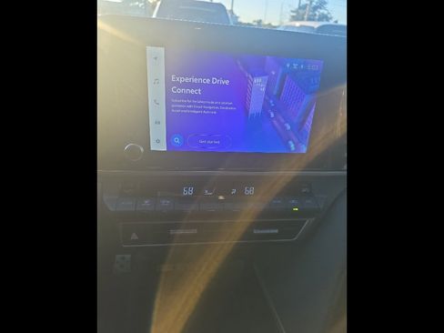 Used 2025 Toyota Camry SE image 19