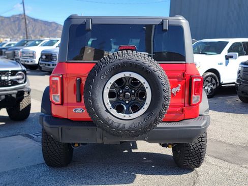 New 2024 Ford Bronco Black Diamond w/ Sasquatch Package image 5