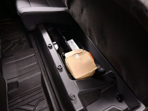 Used 2026 Chevrolet Colorado Trail Boss image 40