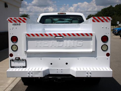 Used 2015 Ford F250 XL w/ Power Equipment Group image 5