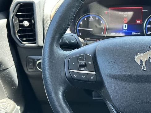 Used 2022 Ford Bronco Sport Outer Banks w/ Tech Package AWD/4WD image 8
