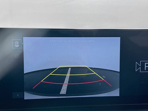 Used 2025 Kia K4 LXS image 23