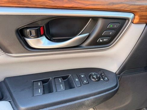 Used 2019 Honda CR-V EX-L image 13
