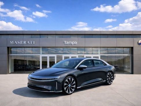 Used 2023 Lucid Air Grand Touring image 2