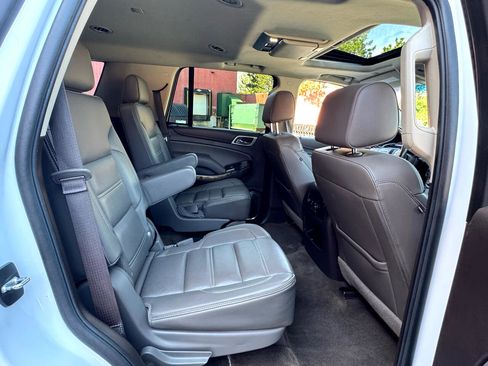 Used 2017 GMC Yukon Denali w/ Open Road Package image 17