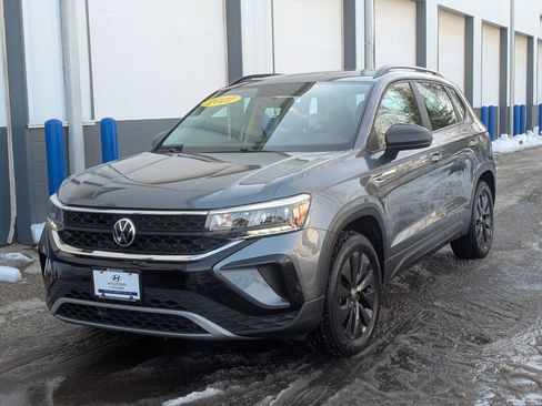 Used 2022 Volkswagen Taos S AWD/4WD image 1