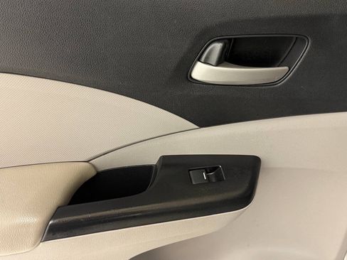 Used 2013 Honda CR-V LX image 25