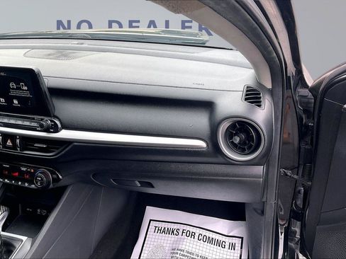 Used 2019 Kia Forte Sedan FWD image 26