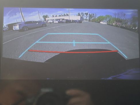 Used 2019 Toyota Prius XLE w/ Advanced Technology Package image 10