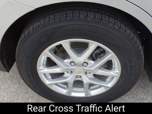 Used 2022 Chevrolet Equinox LT image 16