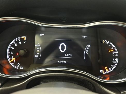 Used 2020 Jeep Grand Cherokee Limited image 15