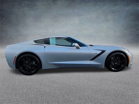 Certified 2017 Chevrolet Corvette Stingray Coupe w/ 3LT Preferred Equipment Group image 10